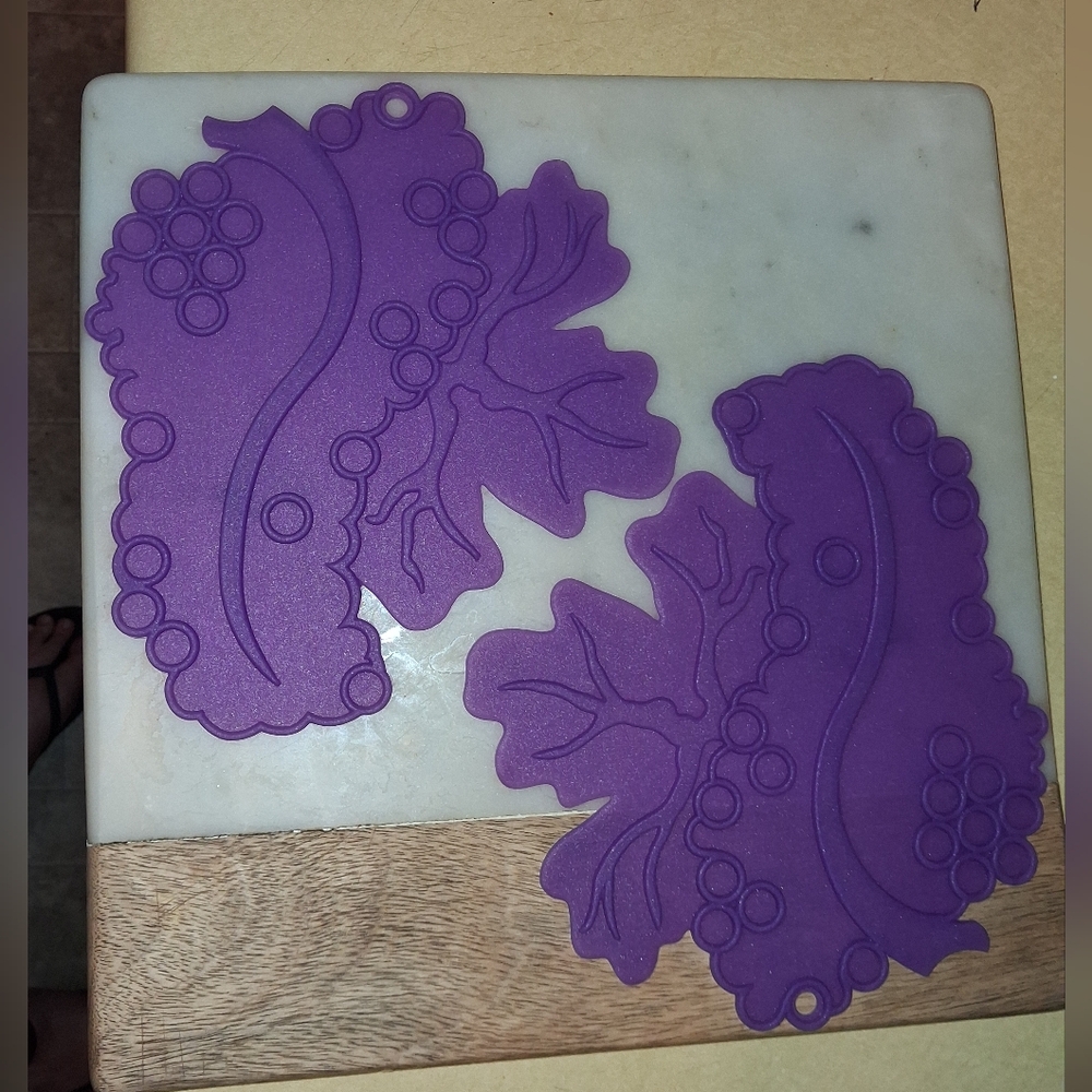 Purple Wrapables Pot Holders, Multi-use Durable Flexible Trivet Silicone Set